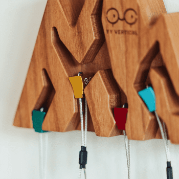 Breloc Y Y Vertical Key Holder Mountain Cherry