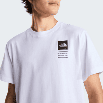 Tricou cu mânecă scurtă The North Face BCD Celebration Relaxed Short Sleeve Tee-Graphic Men TNF WHITE