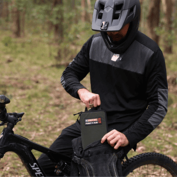 Trusă de prim ajutor Survival Survival First Aid Kit Slimline
