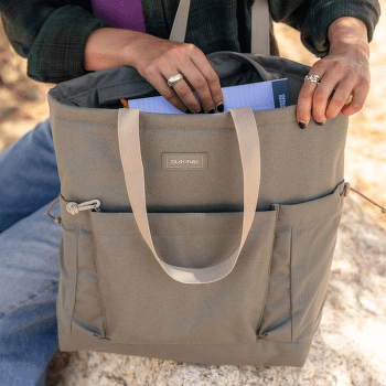 Geantă Dakine RECESS TOTE PACK 19L MULLED BASIL