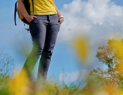 Testul pantalonilor de drumeție pentru femei Direct Alpine Iris